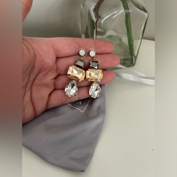 Laura Crystal Earrings - Picture 3 of 4